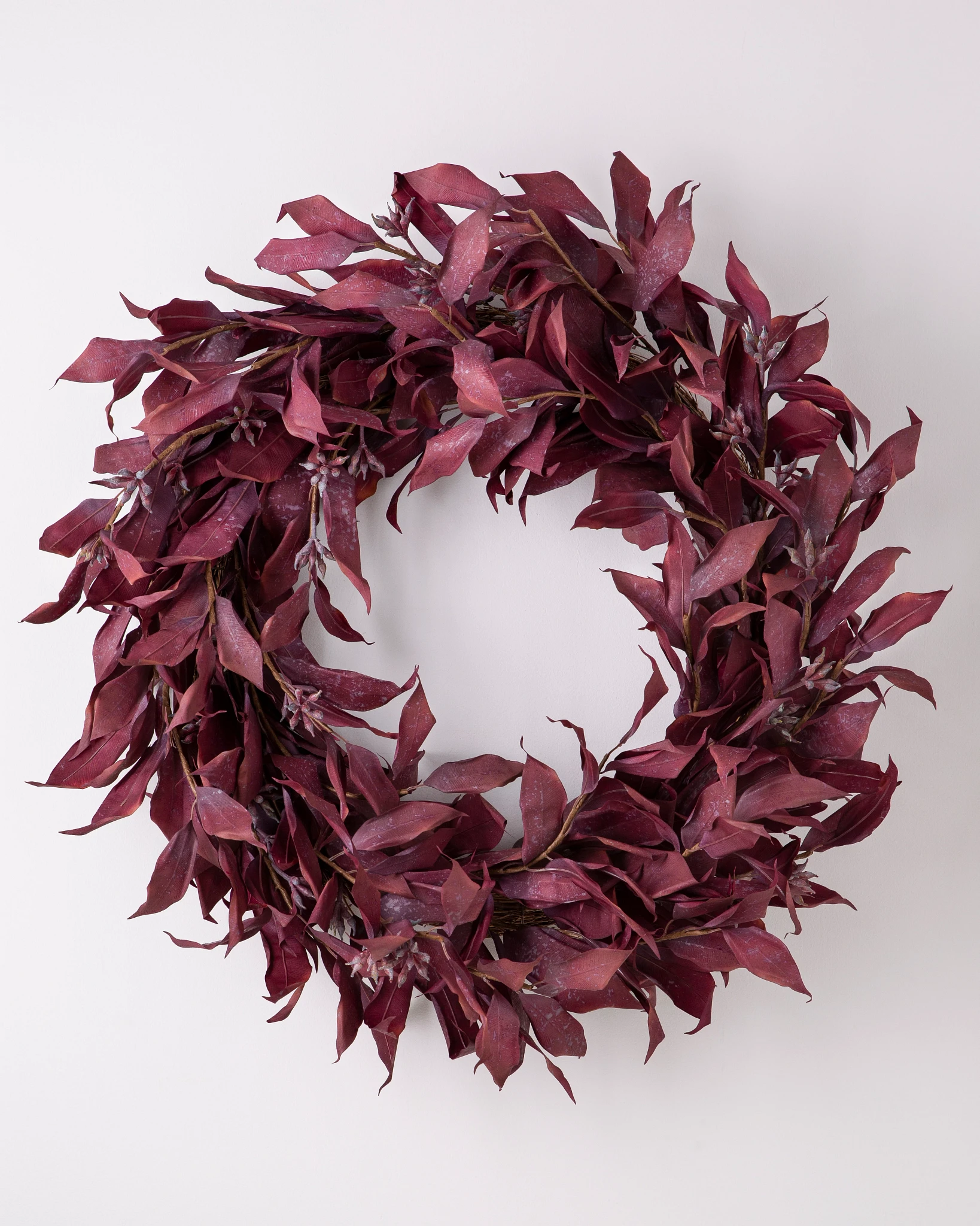 Couronne de feuilles bordeaux